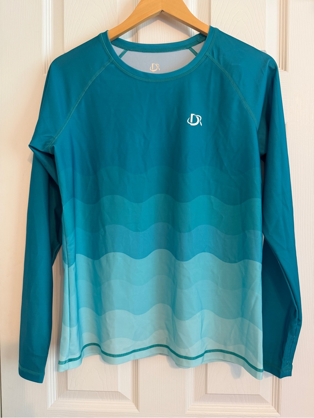 Teal and Light Teal Performance Long Sleeve Swim Shirt Size L